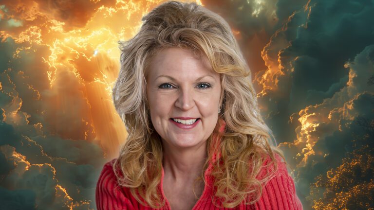 Julie Papievis: Woman Learns Why We’re Here After NDE