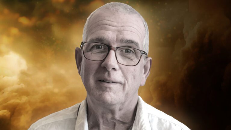 David Bennett: Man Dies At Sea; Encounter’s Ancient Soul Family in Near Death Experience (NDE)