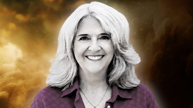Death Doula REVEALS the Mysterious Signs That Appear Before We DIE! (NDE) with Sarah Kerr